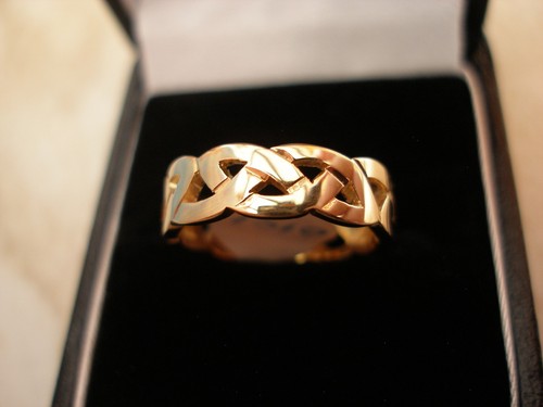Carat yellow gold - yellow,