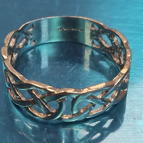 9ct white gold celtic ring - gold,